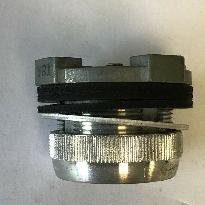 SYLVANIA T8A3 PUSHBUTTON OILTIGHT UNIT ***LOTOF5***