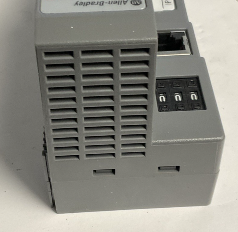 ALLEN BRADLEY 1734-AENT ETHERNET ADAPTER SER.B FW.5.015 24VDC W /1734-RTB