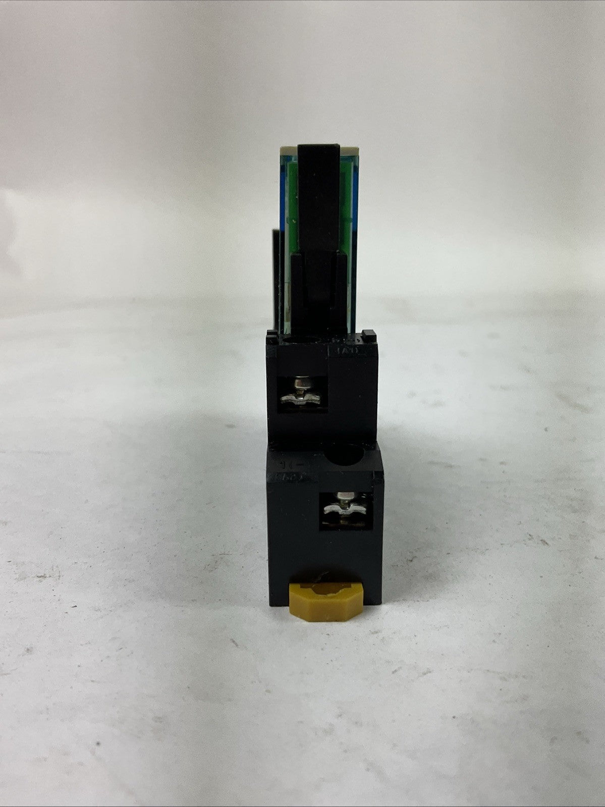 ALLEN BRADLEY 700-HN-121 SER A RELAY SOCKET 700-HK36Z24-4 SER B RELAY 24VDC