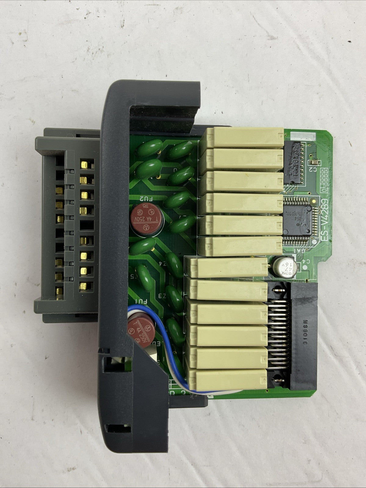 AUTOMATION DIRECT D2-12TR OUTPUT RELAY MODULE