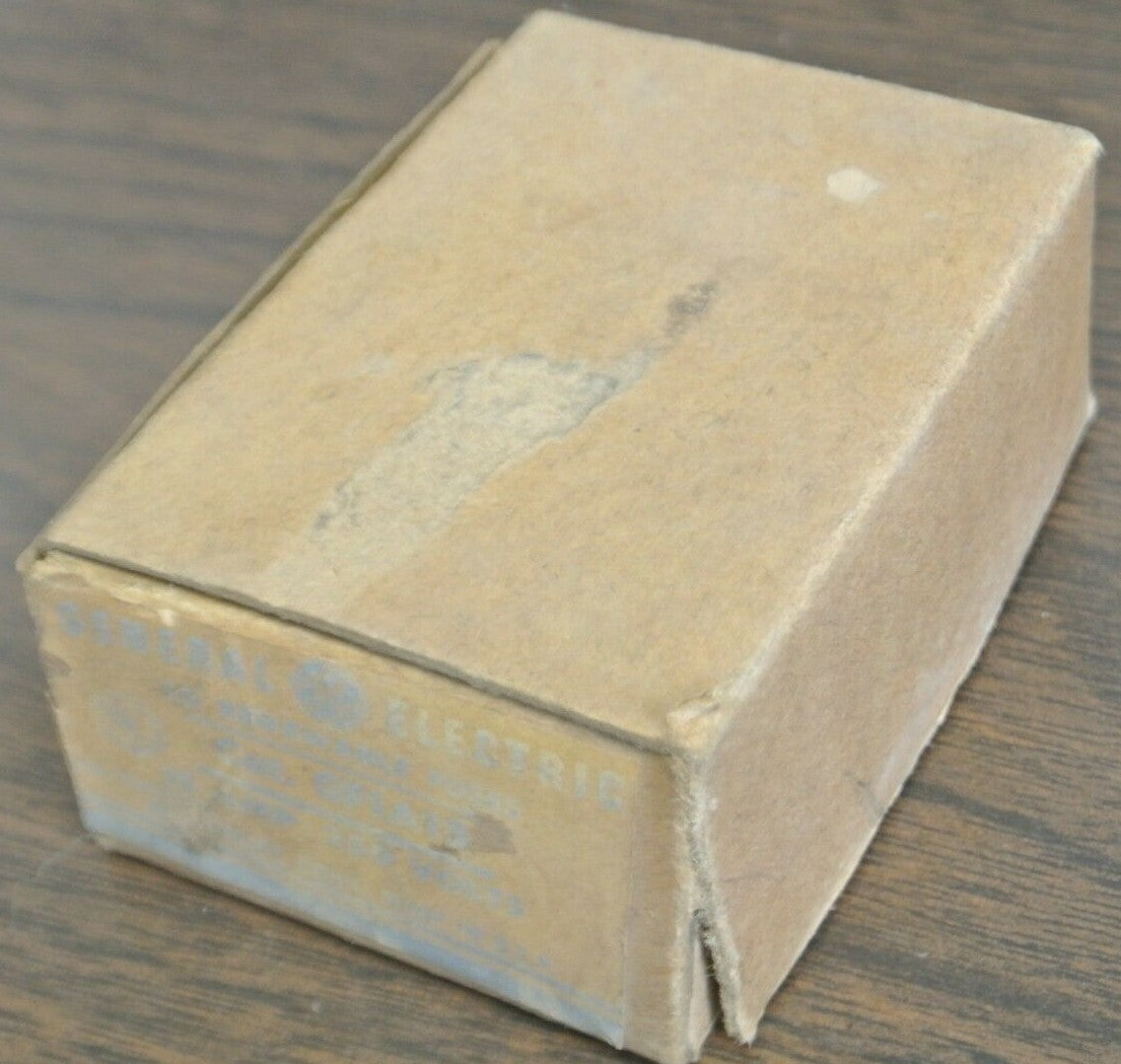 BOX of 10 / GENERAL ELECTRIC GF1A15 RENEWABLE FUSE / 15A / 250V / NEW SURPLUS