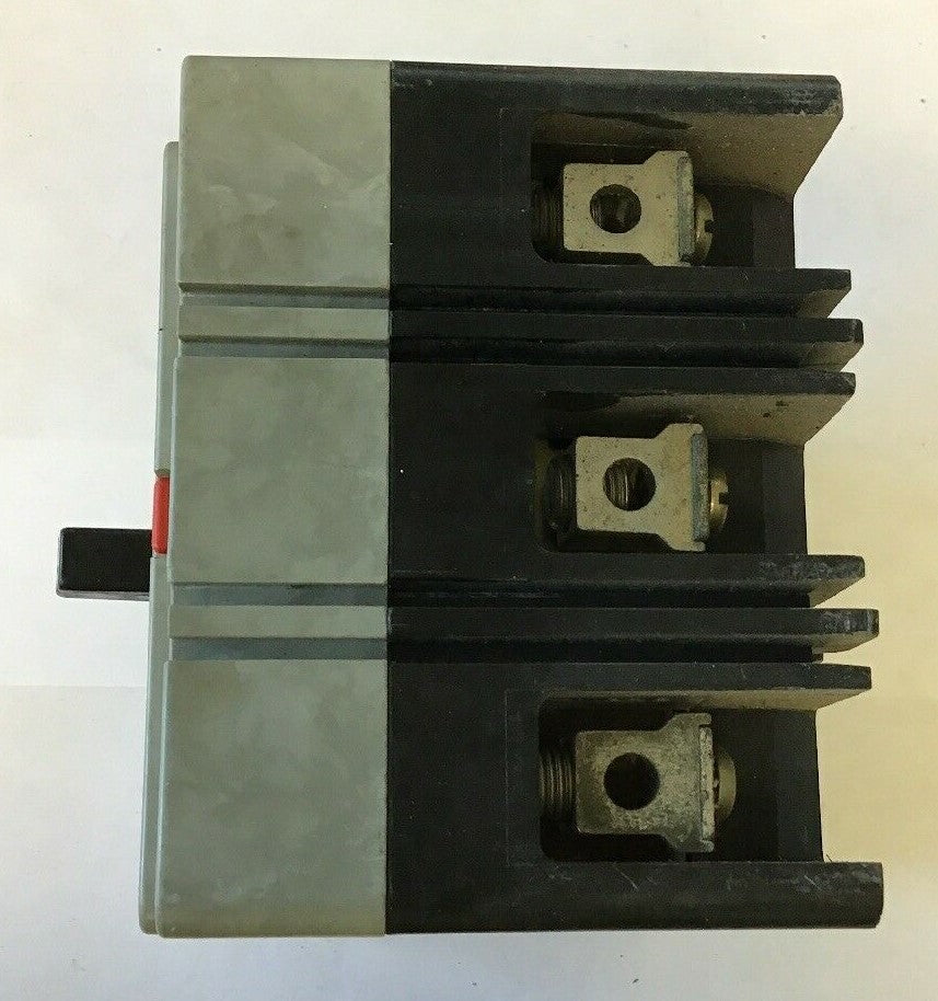 WESTINGHOUSE HMCP030H1 CIRCUIT PROTECTOR SER.C 30AMP 3POLE 600VAC-250VDC