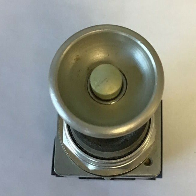 SQUARE D 9001 TYPE K36 JOY STICK OPERATOR SER.F W/ 9001 KA-1 SER.F CONT.BLK