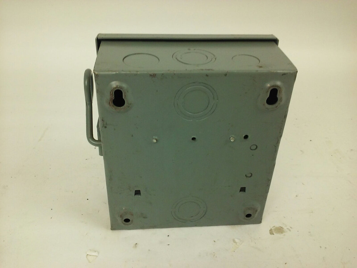 CHALLENGER GD321NF, 30A, 240V, 7 1/2 MAX H.P., TYPE 1 INDOOR, SAFETY SWITCH, NEW