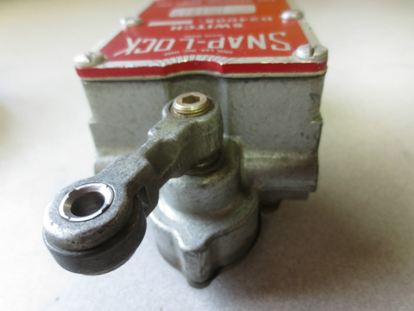 NAMCO D2400X SNAP-LOCK LIMIT SWITCH (EACH)