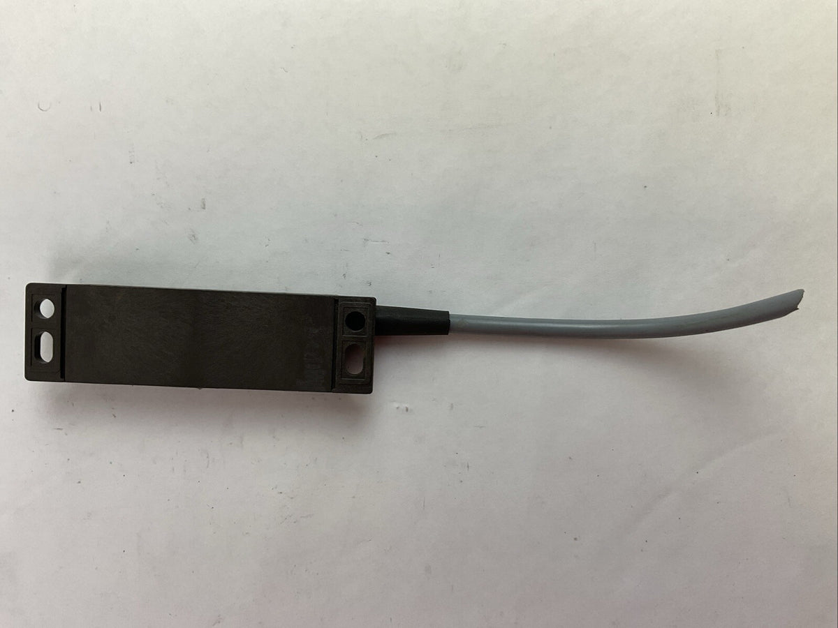 SCHMERSAL BNS 33-12Z-2187 SAFETY SENSOR 250mA 3W 100VAC/DC