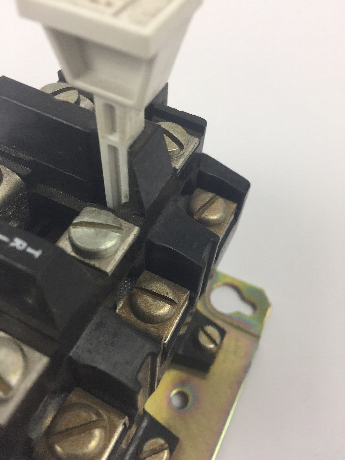 Allen Bradley 592-B0V16 Overload Relay SER B 120-600VAC