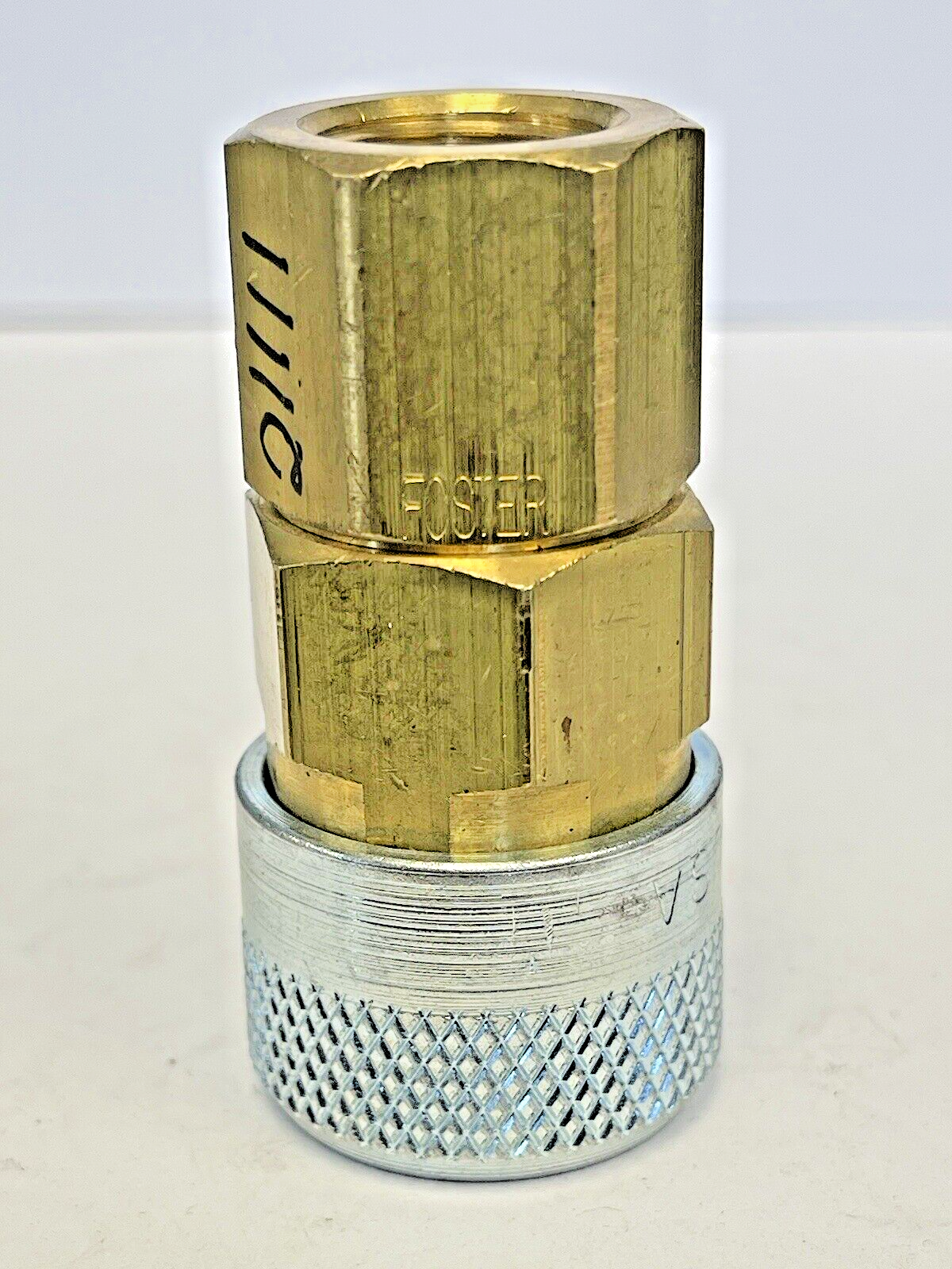 FOSTER - 310-4204 - PNEUMATIC SOCKET - 3/8" NPT, 3/8 – 18 Female Thread, 300 PSI