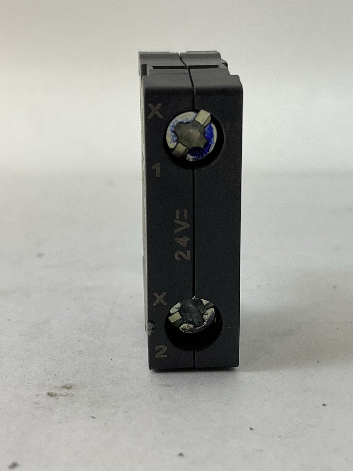 ALLEN BRADLEY 800F-N3G SER B GREEN LED LAMP MODULE 17mA 24VAC (LOT OF 2)