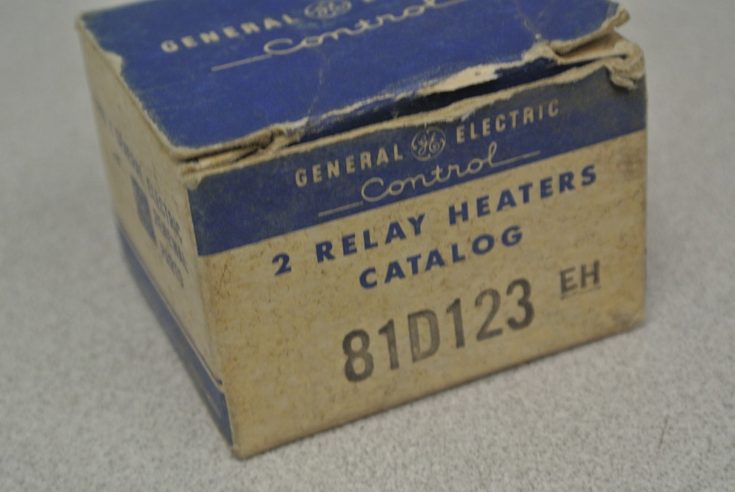 BOX of 2 / GENERAL ELECTRIC 81D123 EH RELAY HEATERS / NEW SURPLUS
