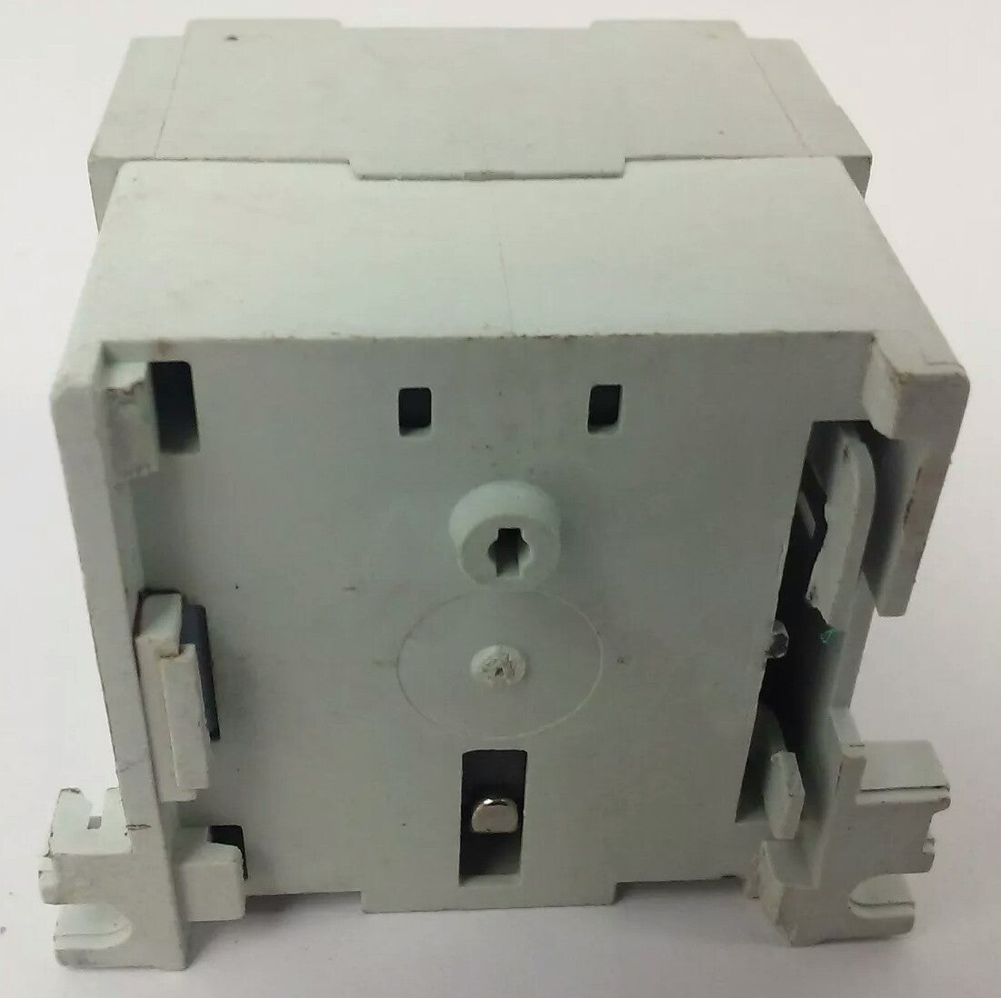 ALLEN BRADLEY 100-M09NZ*3 SER. A CONTACTOR AC-500V-20A, 600V MAX 12A, 24VDC COIL