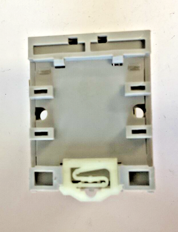 OMRON MK2PN-S RELAY 10A W/ALLEN BRADLEY 700-HN125 BASE SER.A 10A** LOTOF2**