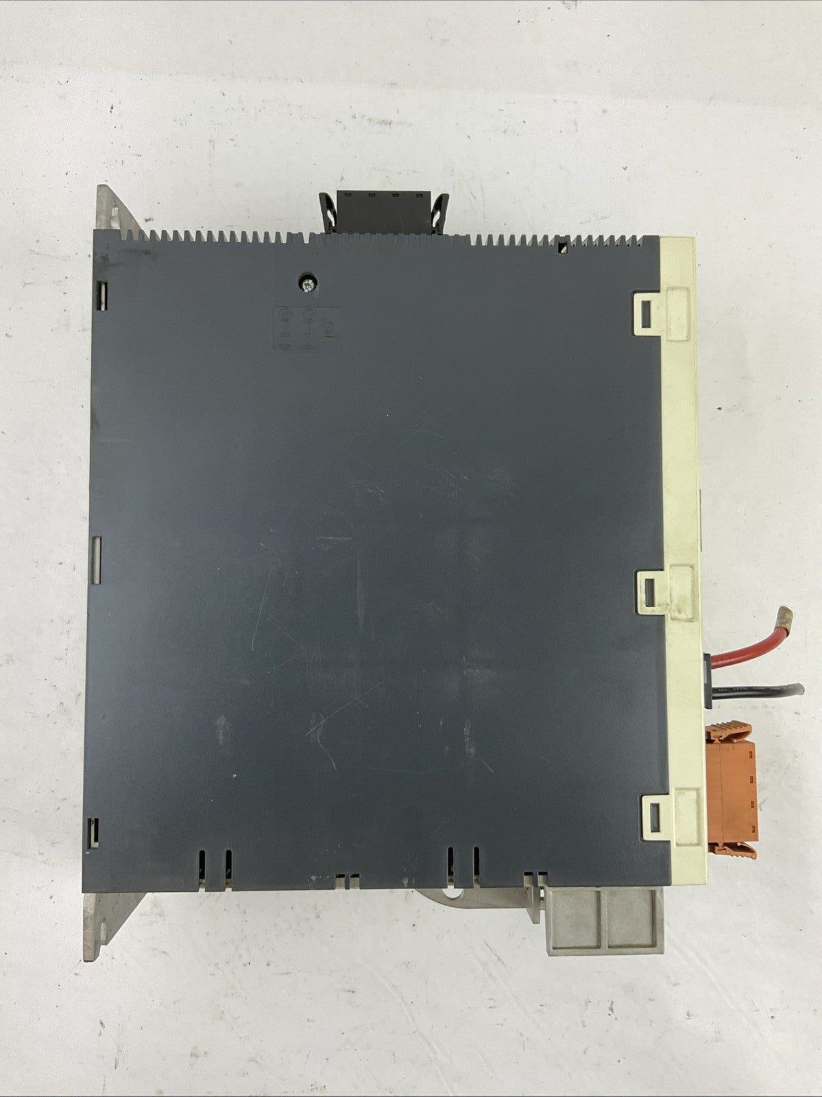 SCHNEIDER ELECTRIC LXM32MD72N4 SERVO DRIVE OUTPUT 24A 7kW INPUT 208/480VAC 3PH