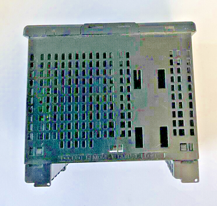 OMRON E5AN-Q3HT-N TEMPERATURE CONTROLLER 240VAC 50/60HZ 10VA