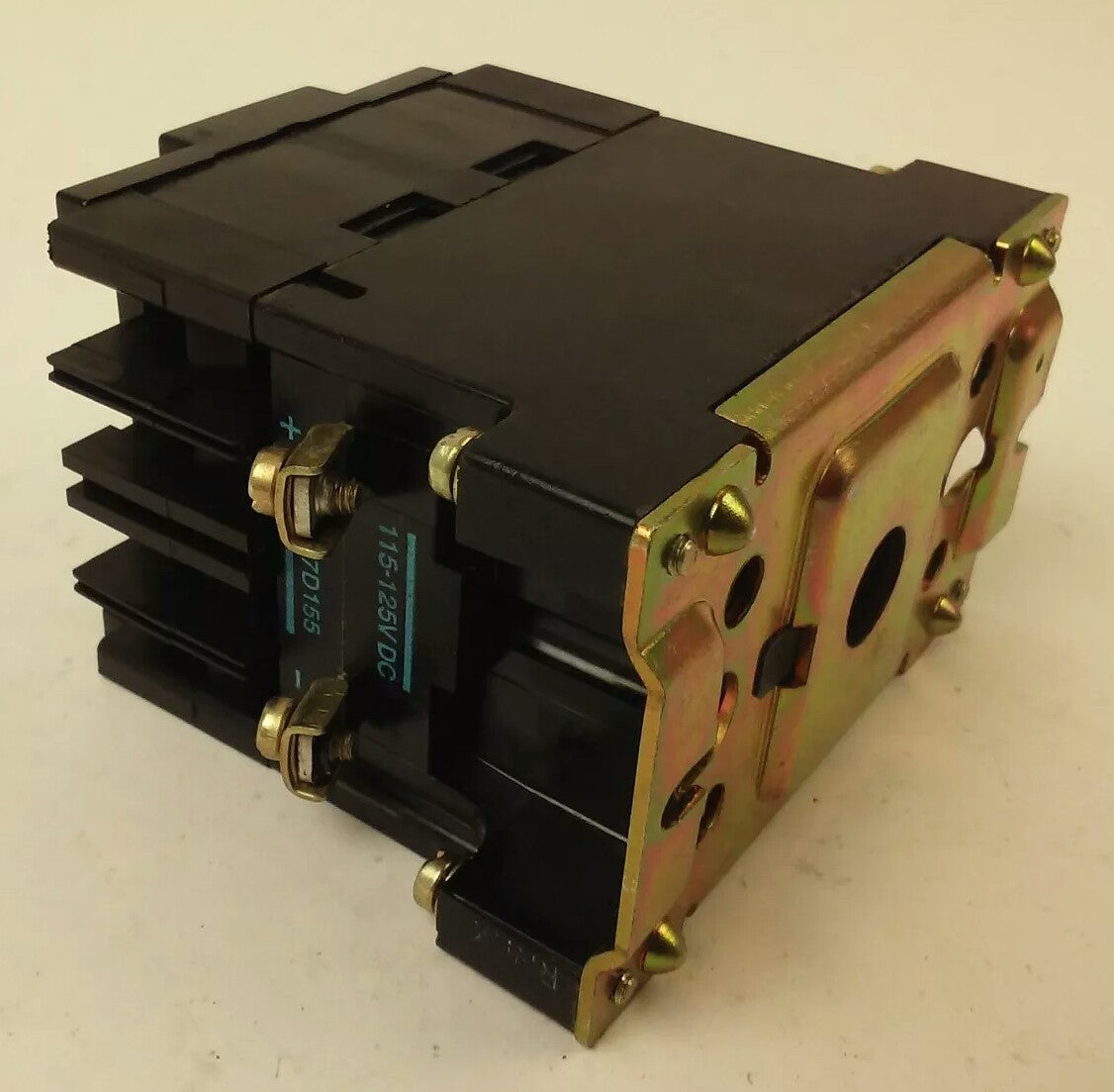 ALLEN BRADLEY 700DC-R220Z1 SER.B, 600V, 30A, 115-125V DC COIL, MISSING PARTS