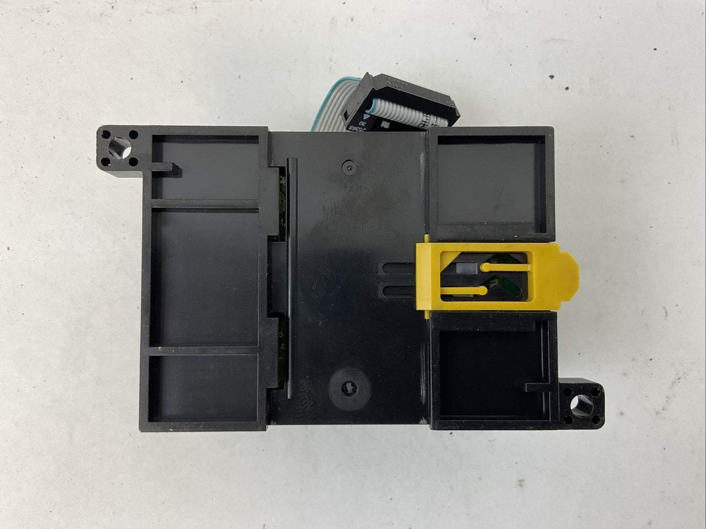 OMRON CP1W-8ER OUTPUT UNIT 24VDC