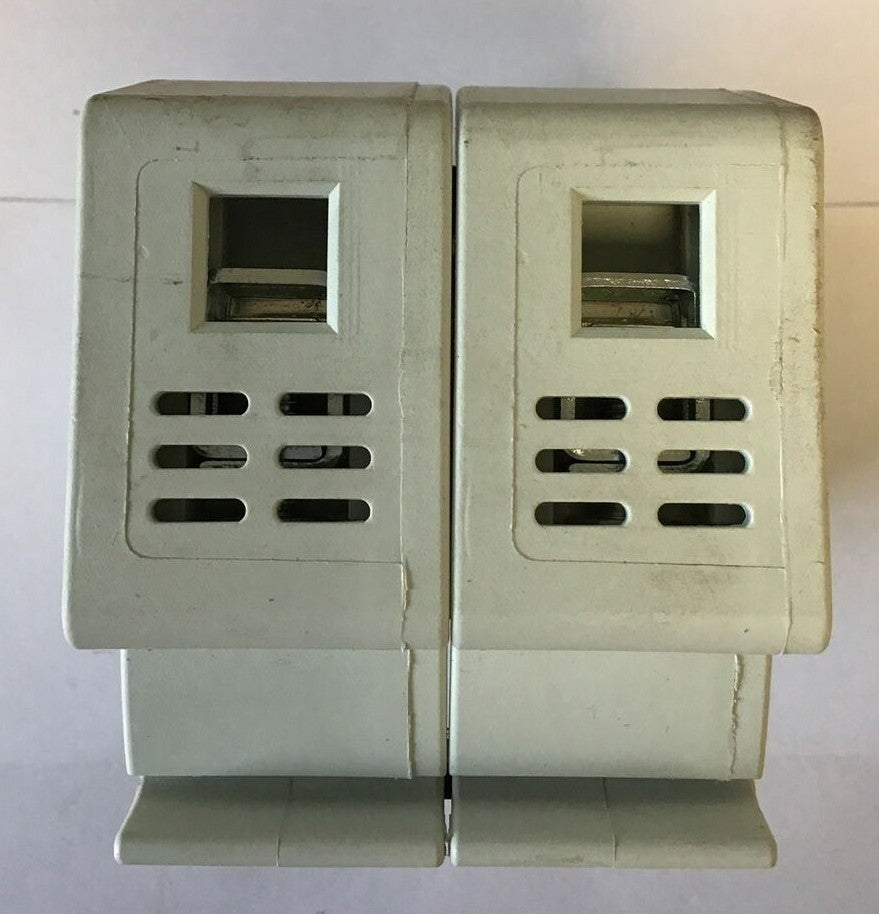 FERRAZ SHAWMUT US3J2I 2 POLE FUSE HOLDER *LOTOF2*