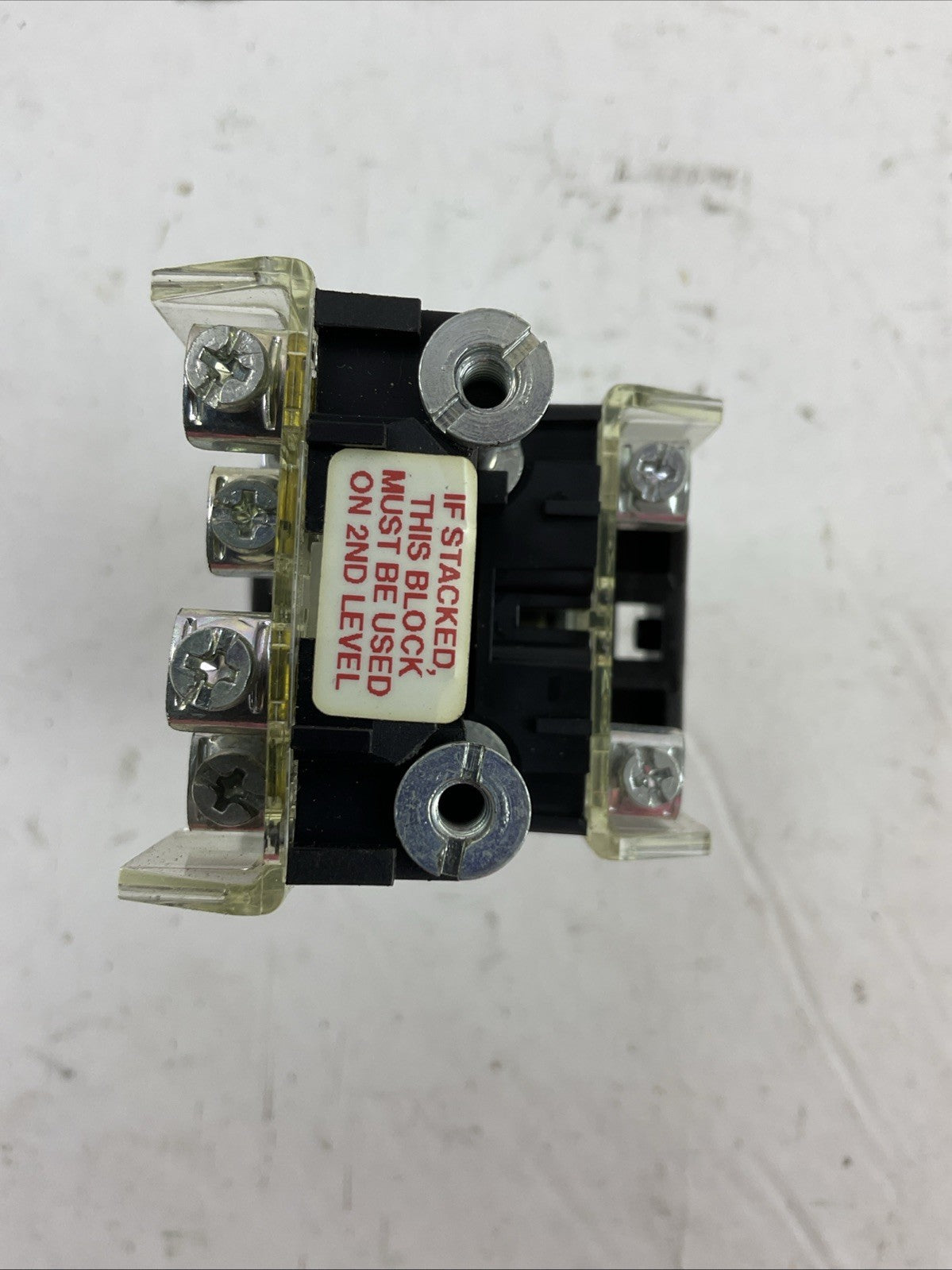 ALLEN BRADLEY 800T-QAH24B SER T TYPE 4, 13 INPUT 24V PUSH BUTTON