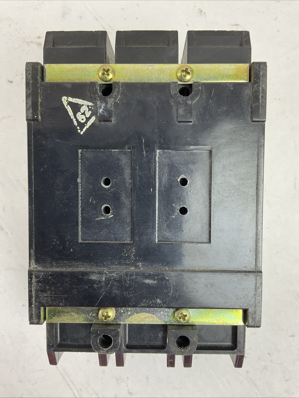 CUTLER HAMMER GD3040 INDUSTRIAL CIRCUIT BREAKER 22K 40AMP 3P 480VAC 125/250VDC