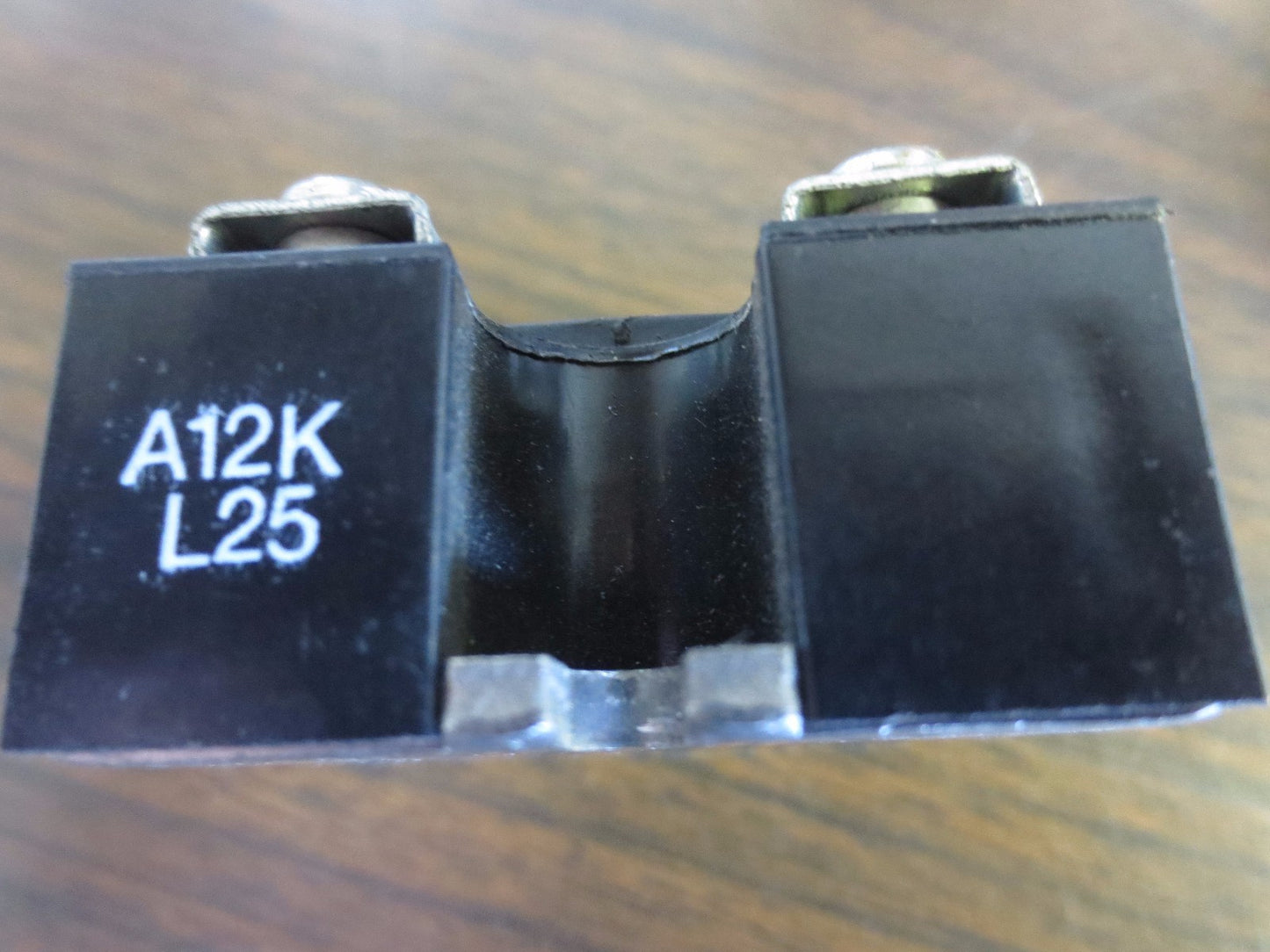 CRYDOM A1240 SOLID STATE RELAY - input 90-280V, output 120V. 40A