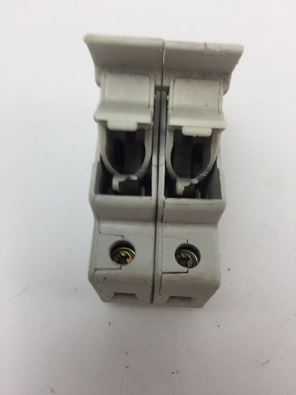 FERRAZ SHAWMUT USCC2 FUSE HOLDER 600V 30A WITH ATDR8 FUSES 8A 600VAC
