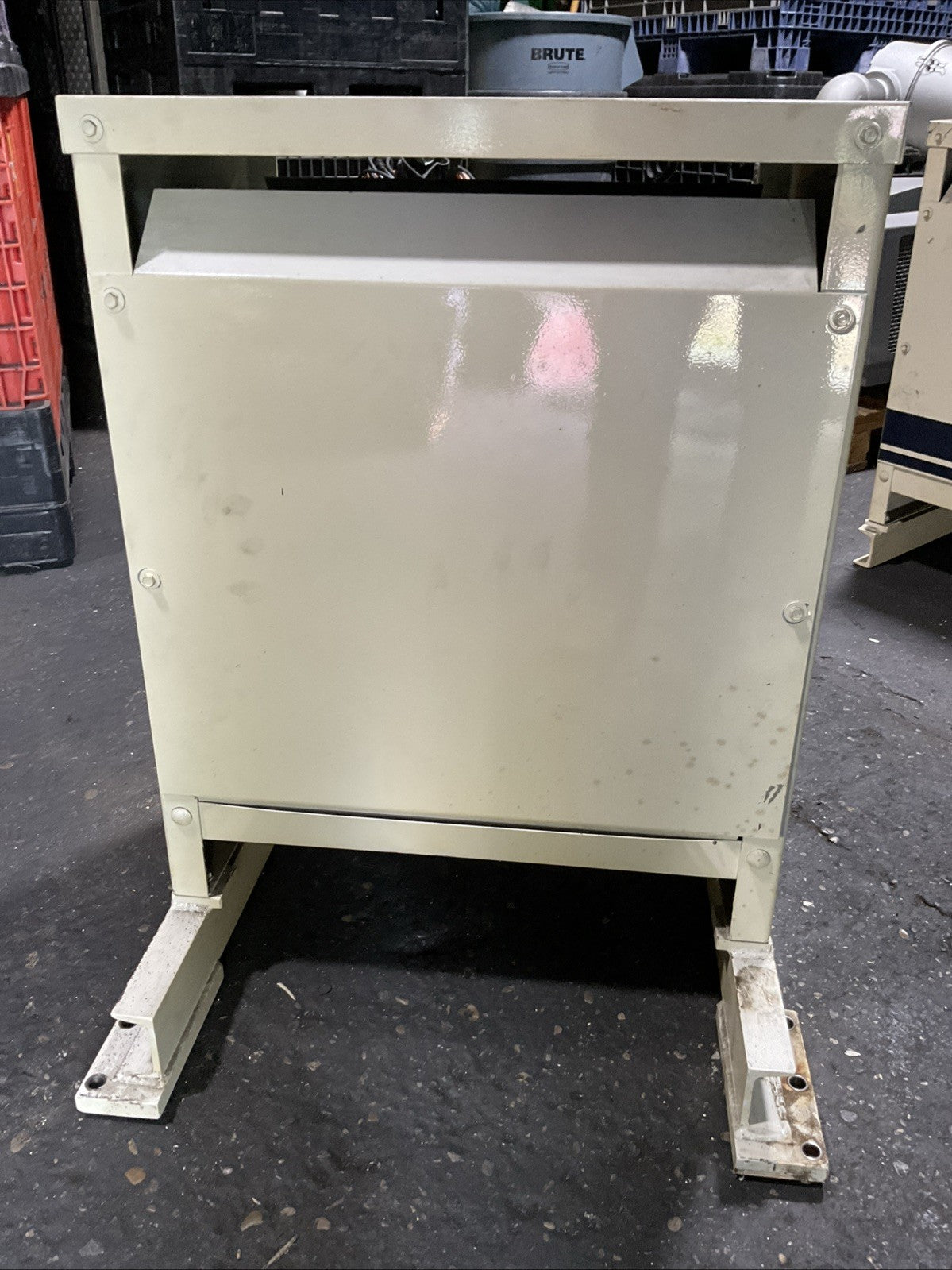 EGS HEVI-DUTY ET2H30S 30KVA 3PH 60HZ HV 480D LV208Y/120 LV AMPS 84 TRANSFORMER