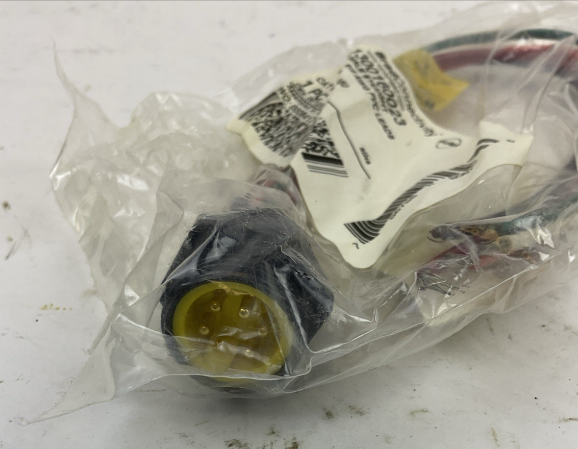 BRAD CONNECTIVITY 1300160023 5P MALE STRAIGHT CONNETOR 5AA60 (LOT OF 2)
