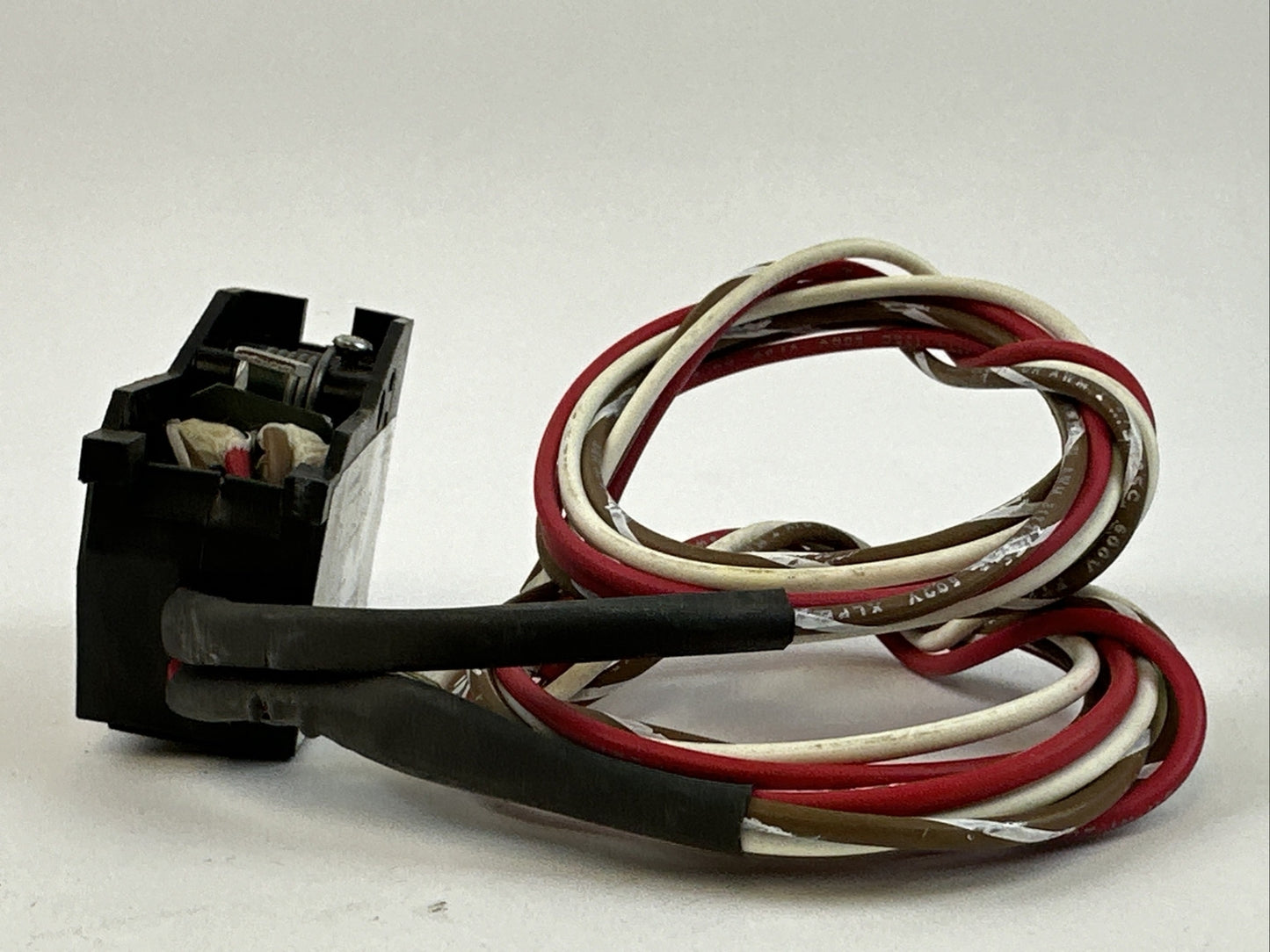 GE TFKASA2AB2 6A 240VAC 286A7734P22 AUXILIARY SWITCH F225 C/B ACCESSORY