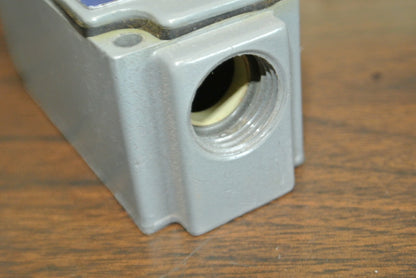 SQUARE D 9007 B53C Ser. B / HEAVY DUTY LIMIT SWITCH / NEW SURPLUS in BOX