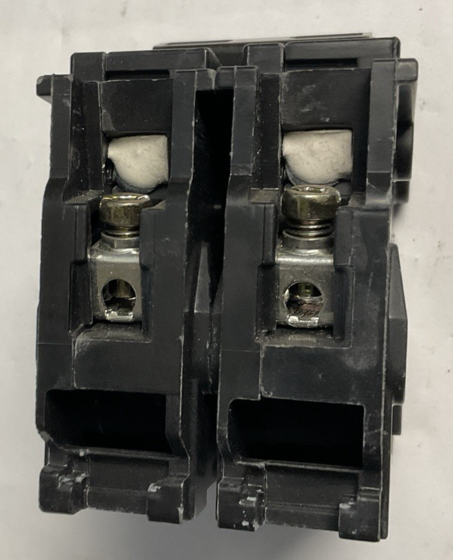 MURRAY MP220 CIRCUIT BREAKER 20A 2POLES 60HZ 240VAC****LOTOF3****
