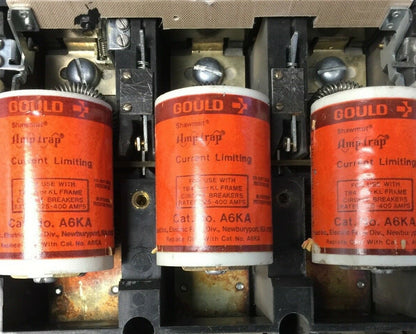 GE TB43F TRI-BREAK CIRCUIT BREAKER 600VAC 250A TRIP A6KA CURRENT LIMITING FUSES