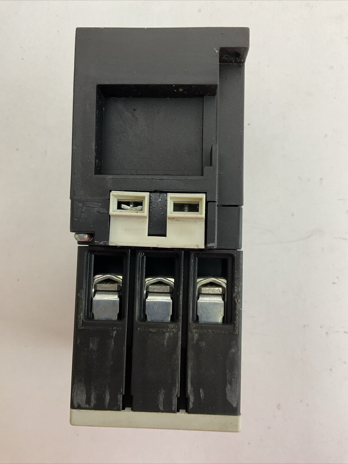 SIEMENS 3RT1034-1BB44 CONTACTOR 45A 600VAC 3PH 30HP COIL 24VDC