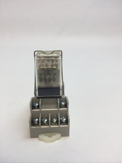 OMRON MY4N RELAY 110/120VAC PYF14A-C SOCKET SCREW TERMINAL 300V 10A (LOT OF 3)