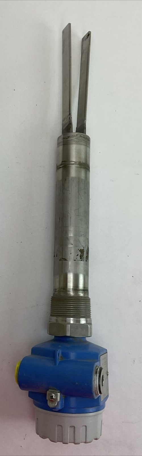 ENDRESS + HAUSER FTM51-DGJ2P1A37AA POINT LEVEL SWITCH 19-250VAC