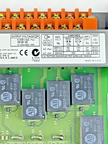 ALLEN-BRADLEY - 1746-OX8 SER A - SLC OUTPUT MODULE - 1746-0X8 **NO DOOR