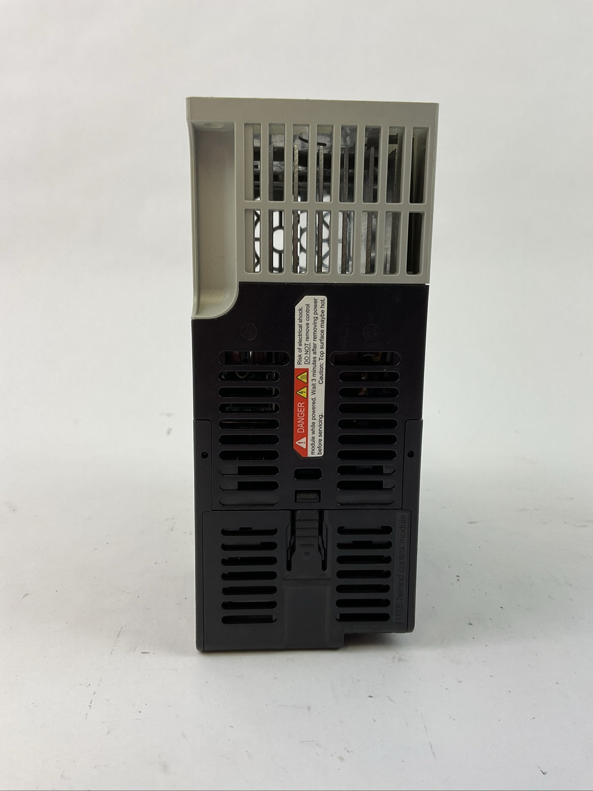 ALLEN BRADLEY 25B-D1P4N104 AC DRIVE FRN 4.001 SER A OUTPUT 0-460VAC