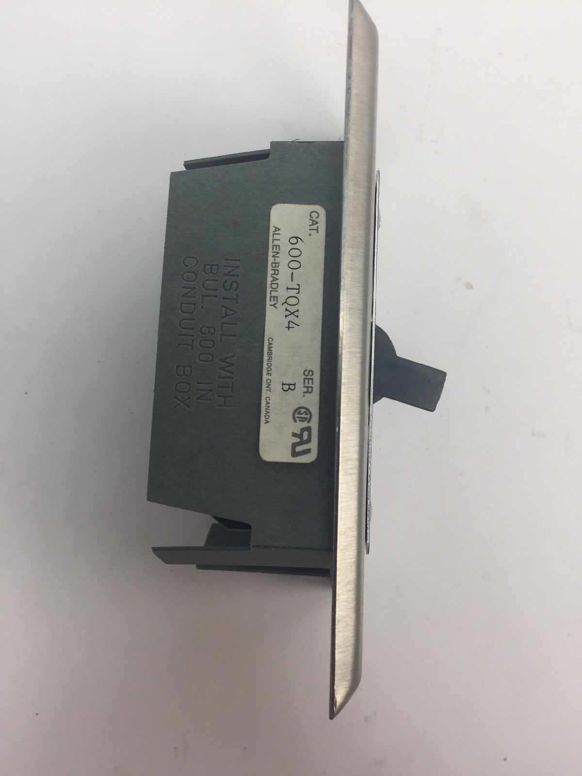ALLEN BRADLEY 600-TQX4 MANUAL MOTOR STARTER SER B