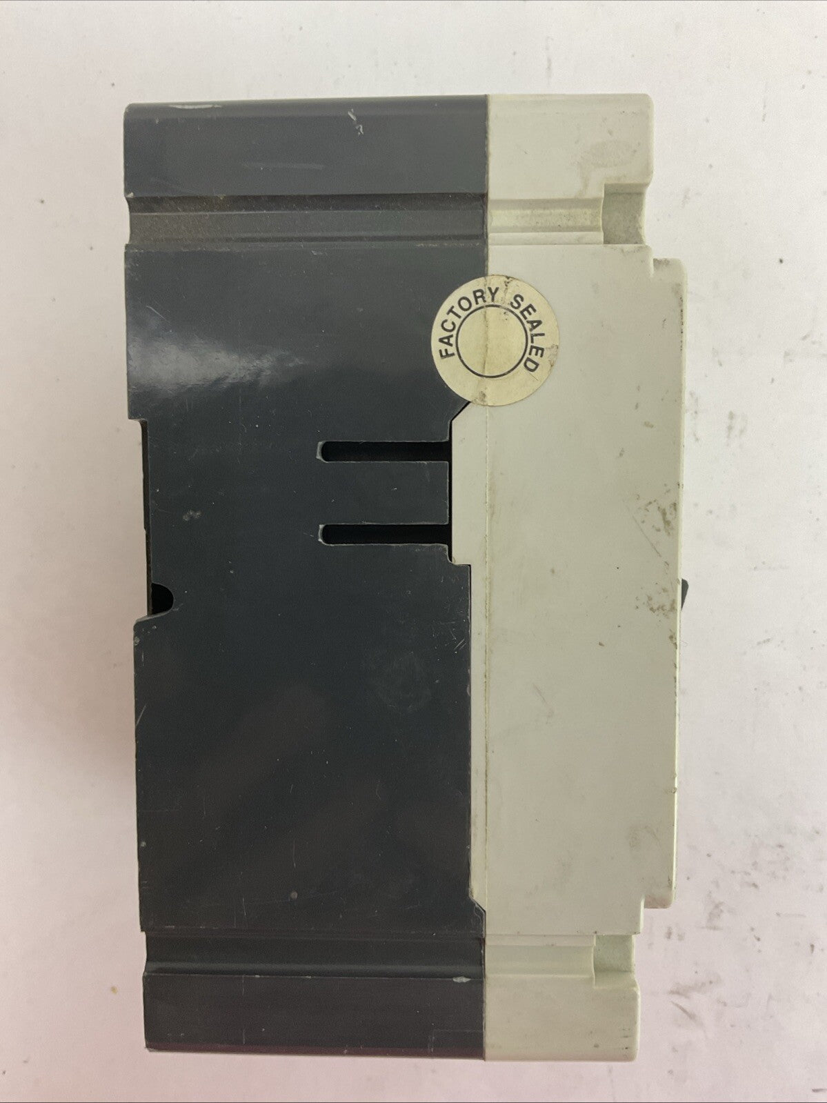 CUTLER HAMMER FD3150L CIRCUIT BREAKER 150AMP 600VAC 250VDC 3POLE FD 35k