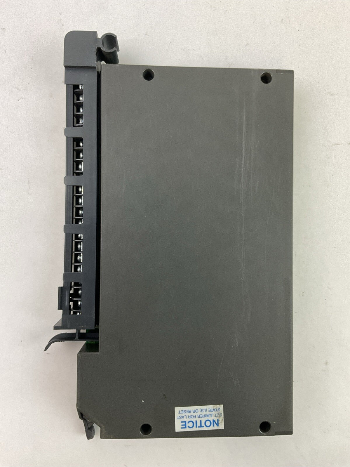 ALLEN BRADLEY 1771-IAD B 120V AC/DC INPUT MODULE
