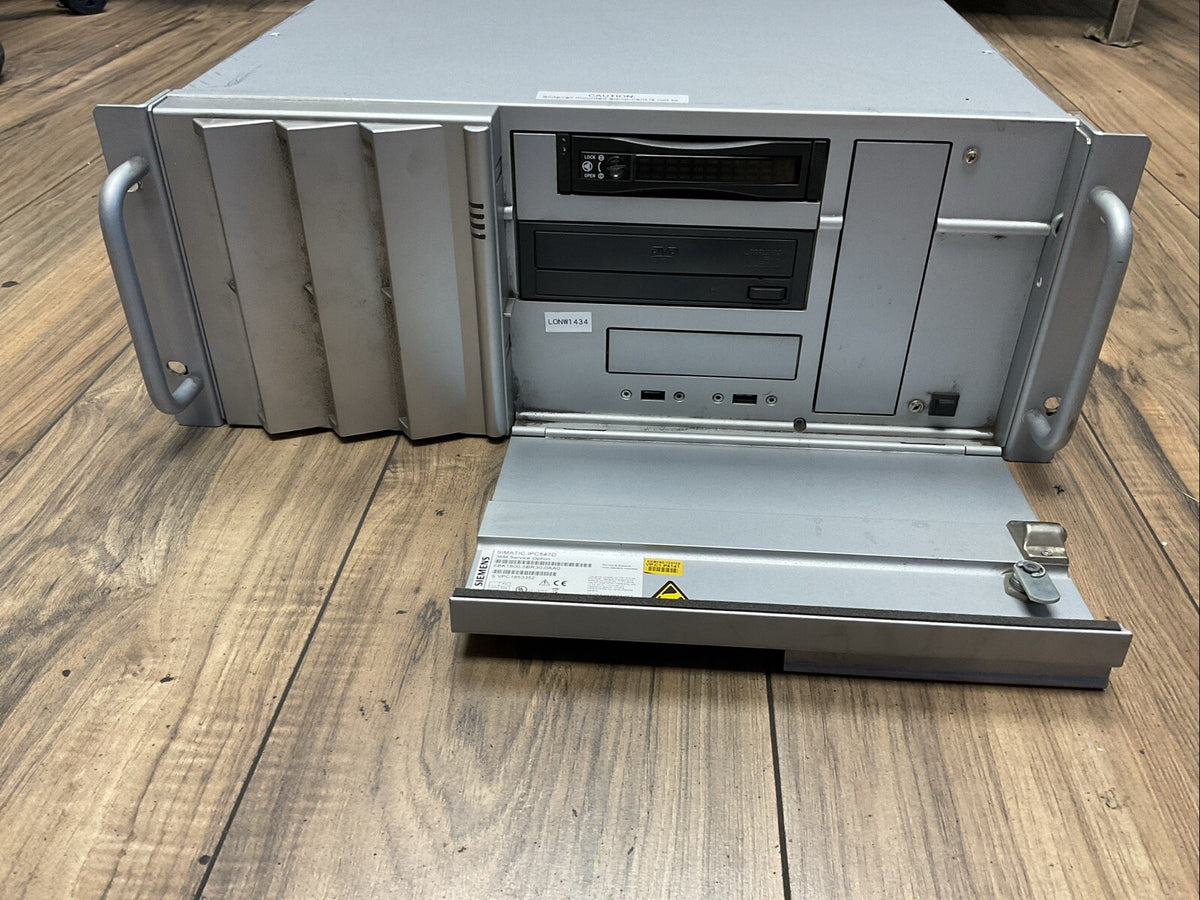 SIEMENS 6BK1800-5BR30-0AA0 SIMATIC IPC547D COMPUTER 100-240VAC 6-3A 60-50HZ