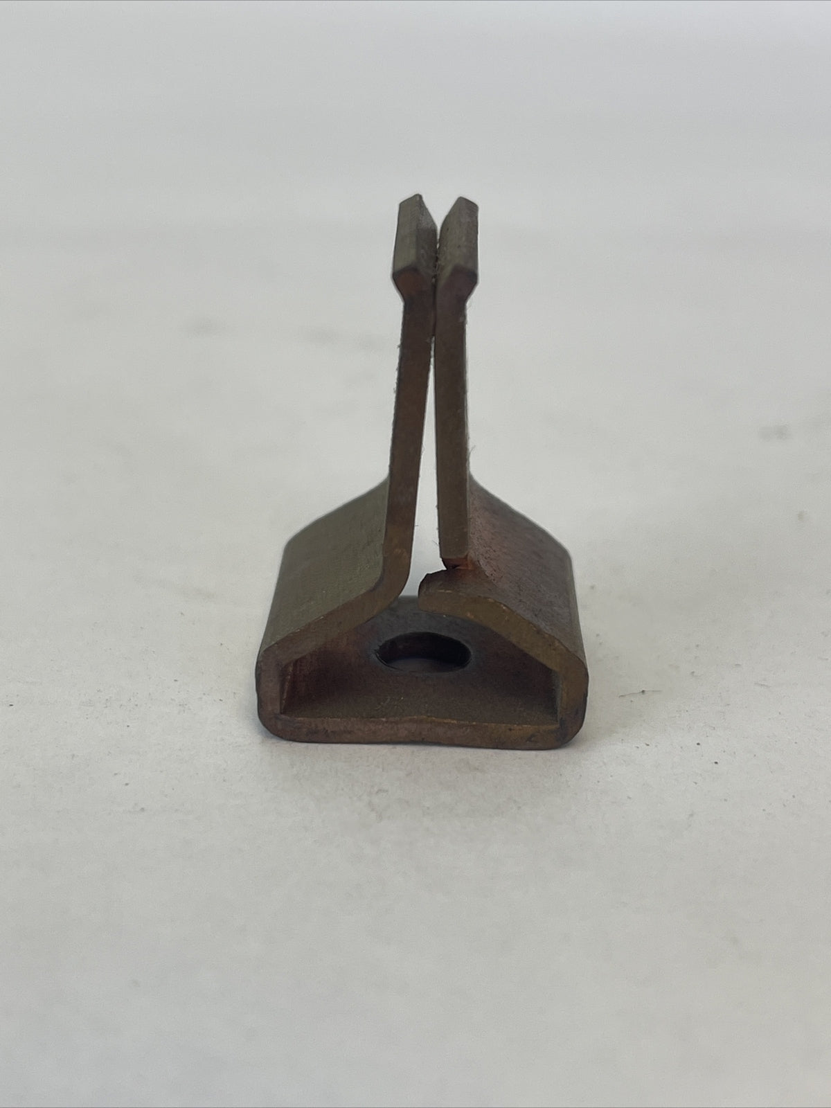 ILSCO C17 100A 250-600V FUSE CLIP (LOT OF 2)