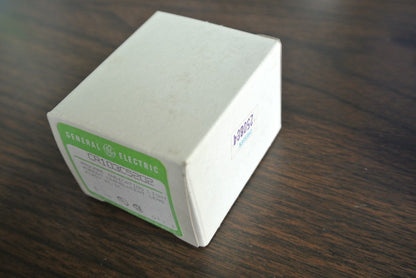 GE CR103C5202 - SQUARE INDICATING LIGHT - GREEN LENS - 125V AC/DC - NEW SURPLUS