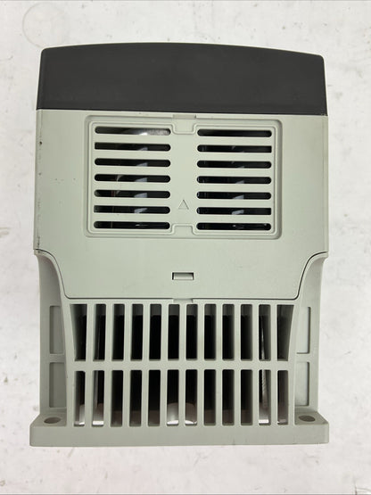 ALLEN BRADLEY 22A-D6P0N104 SER A FRN: 6.01 AC DRIVE 2.2kW 3.0HP OUTPUT 0-460VAC