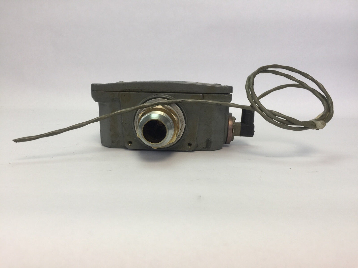 HEDLAND H760A-030-MR MR FLOW TRANSMITTER 3500PSI 241 BARS MAX OIL