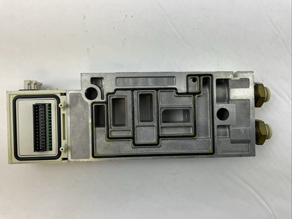 SMC MANIFOLD VALVE VQ 4000 (LOT OF 3)