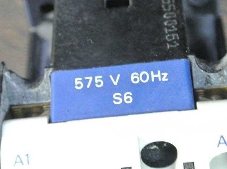 TELEMECANIQUE CA2DN22F6 CONTROL RELAY - 600VAC - 575V, 60Hz COIL - NEW SURPLUS