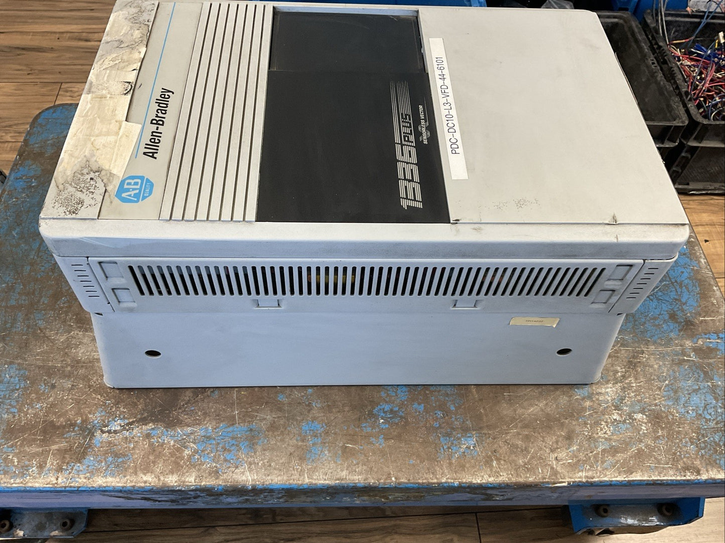 ALLEN BRADLEY 1336S-B007-AA-EN4 SER D 1336 PLUS SENSORLESS VECTOR DRIVE