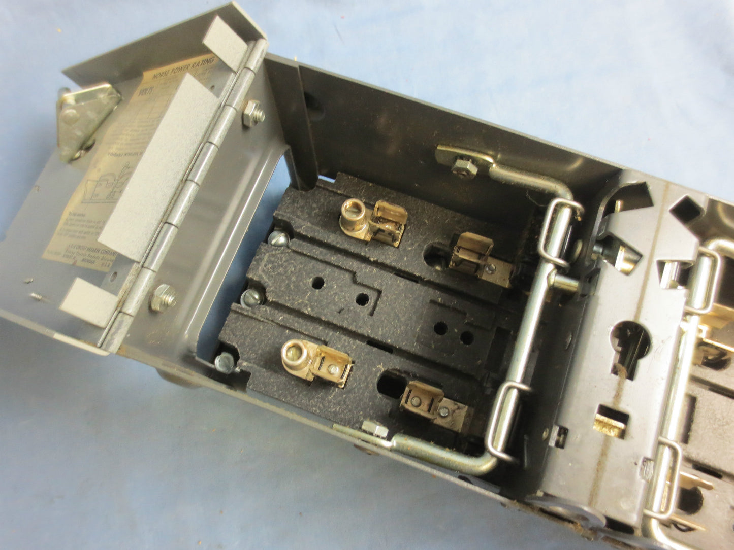 I-T-E V2B2212LR VACU-BREAK PANELBOARD & SWITCHBOARD UNIT 240V 30-60A NEW SURPLUS