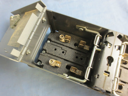 I-T-E V2B2212LR VACU-BREAK PANELBOARD & SWITCHBOARD UNIT 240V 30-60A NEW SURPLUS
