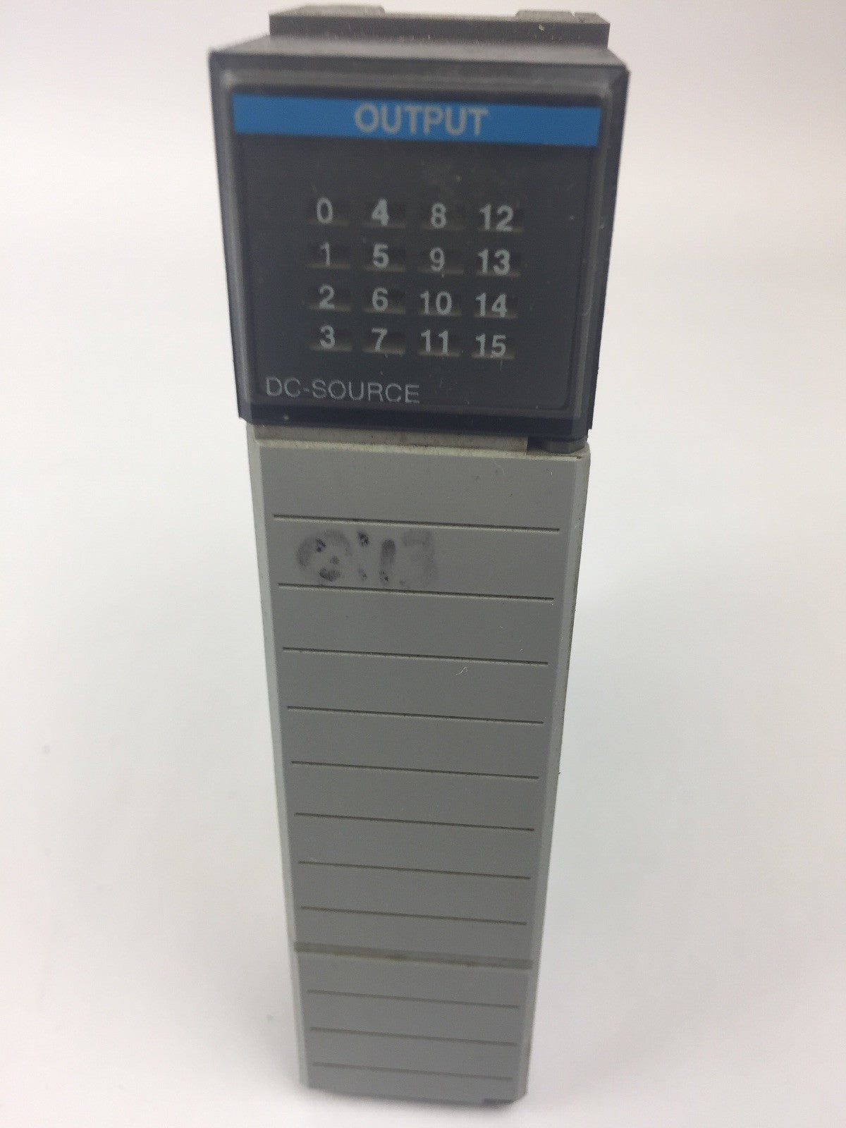 ALLEN-BRADLEY 1746-OB16 SER. D OUTPUT MODULE